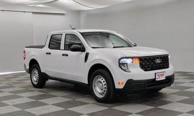 2026 Ford Maverick XL