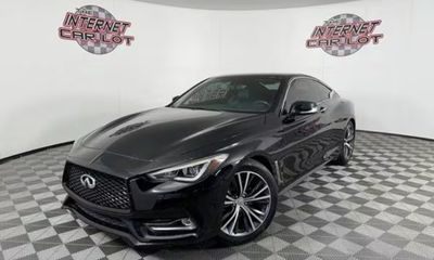 2018 Infiniti Q60 30T Luxe Coupe