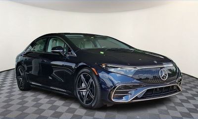 2023 Mercedes-Benz EQS-Class Sedan EQS