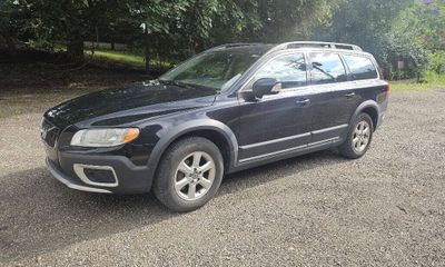 2013 Volvo XC70 32