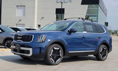2025 Kia Telluride S