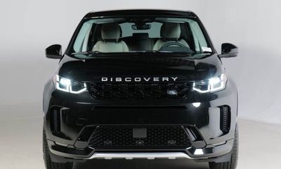 2025 Land Rover Discovery Sport S