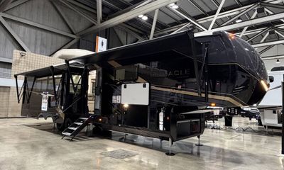 2026 Jayco Pinnacle 38FBRK 16711