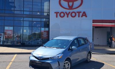 2017 Toyota Prius V Three