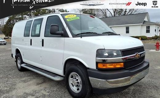 2024 Chevrolet Express 2500