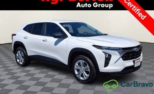 2026 Chevrolet Trax LS
