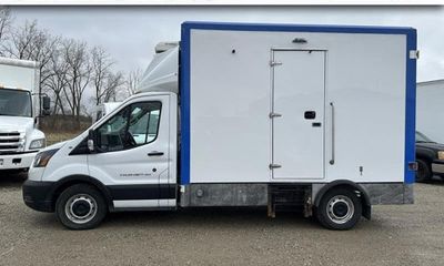 2023 Ford E-350 E350 Reeferfreezer 12