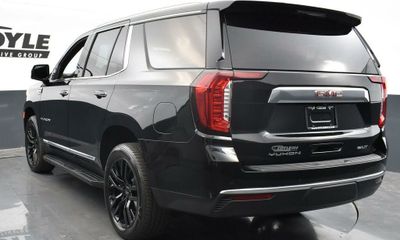 2022 GMC Yukon SLT