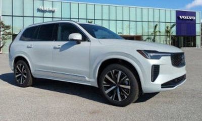 2026 Volvo XC90 Core