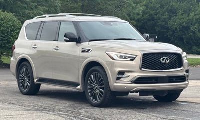 2024 Infiniti QX80 Premium
