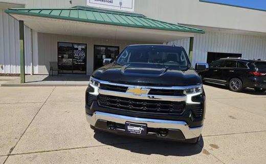 2026 Chevrolet Silverado LT