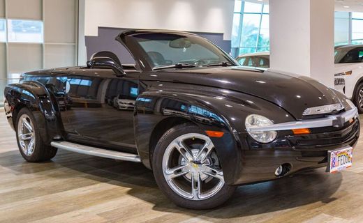 2004 Chevrolet SSR LS