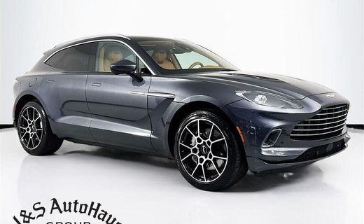 2022 Aston Martin DBX