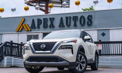 2021 Nissan Rogue SV