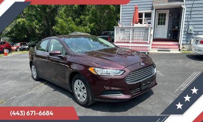 2013 Ford Fusion S