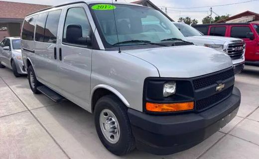 2017 Chevrolet Express LS