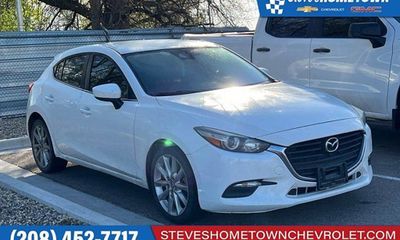 2017 Mazda MAZDA3 Touring