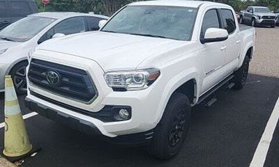 2022 Toyota Tacoma SR5