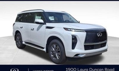 2026 Infiniti QX80 Pure