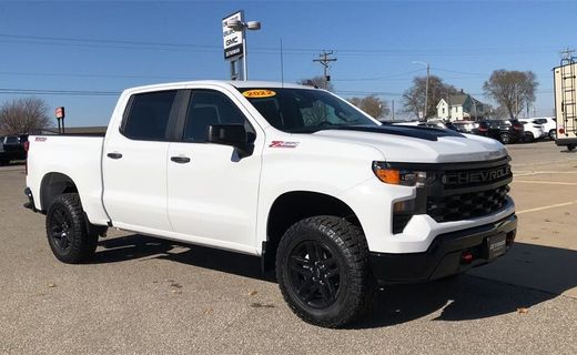 2022 Chevrolet Silverado Trail Boss Custom