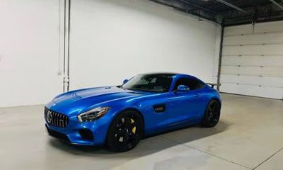2017 Mercedes-Benz AMG GT S