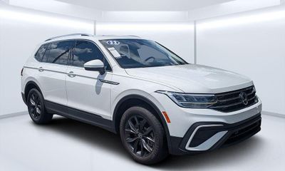 2022 Volkswagen Tiguan SE