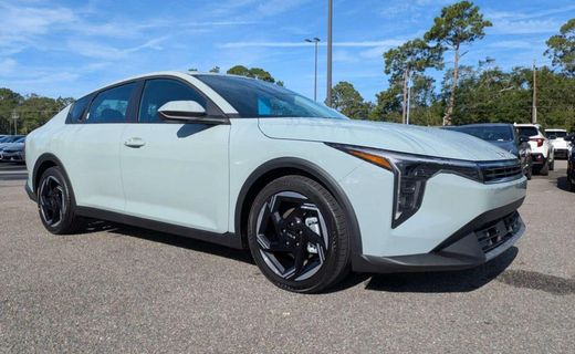 2026 Kia K4 EX