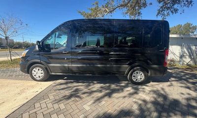 2021 Ford Transit 350 XLT Medium
