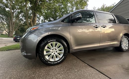 2016 Toyota Sienna XLE