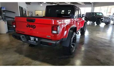 2022 Jeep Gladiator Overland