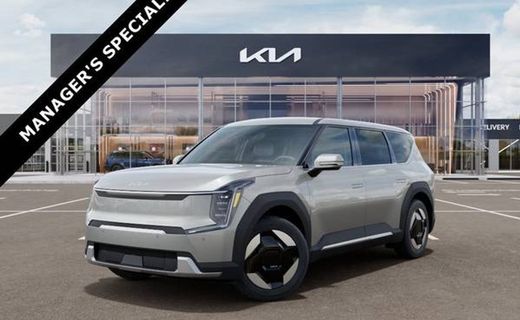 2026 Kia EV9 Light SR