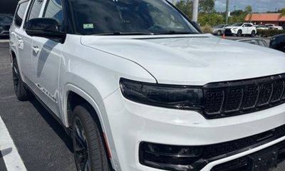 2024 Jeep Grand Wagoneer L Series III