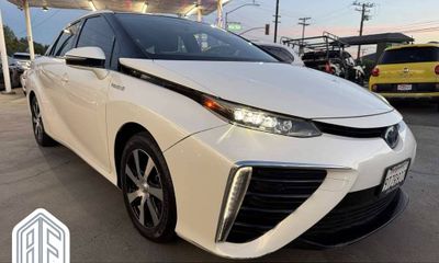 2017 Toyota Mirai Hydrogen Fuel Cell
