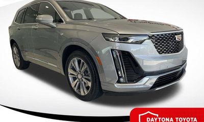 2025 Cadillac XT6 Premium Luxury