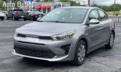 2023 Kia RIO LX S