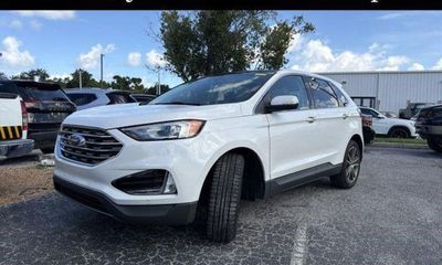 2021 Ford Edge Titanium