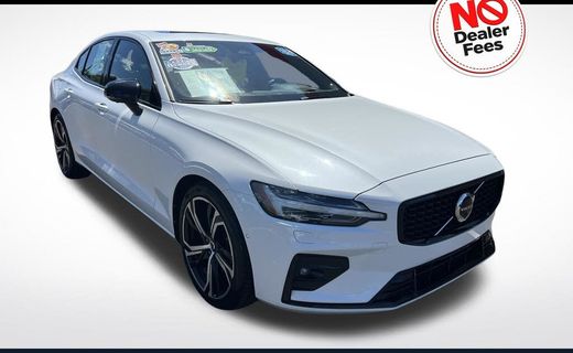 2024 Volvo S60 Ultimate Dark