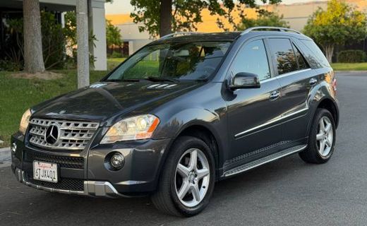 2011 Mercedes-Benz M-Class ML550