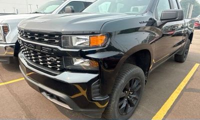 2019 Chevrolet Silverado Custom
