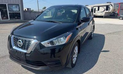 2020 Nissan Kicks S