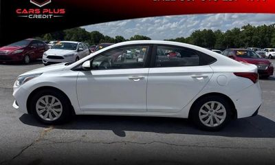 2018 Hyundai Accent SE AND SEL