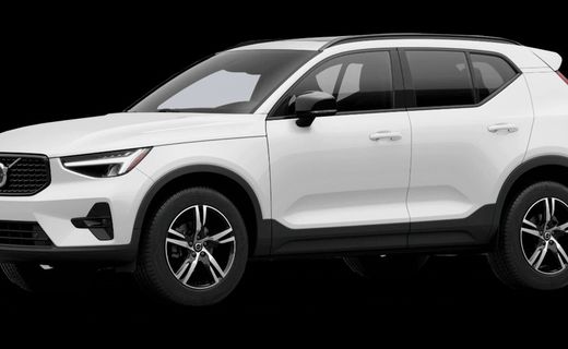 2023 Volvo XC40 Plus Dark