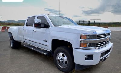 2016 Chevrolet Silverado High Country