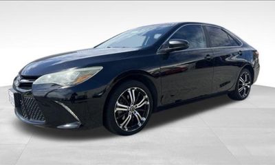 2016 Toyota Camry XSE
