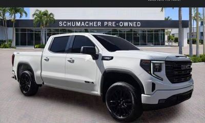 2025 GMC Sierra Elevation
