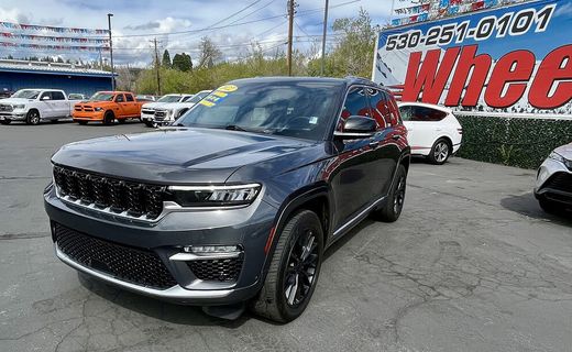 2022 Jeep Grand Cherokee Summit