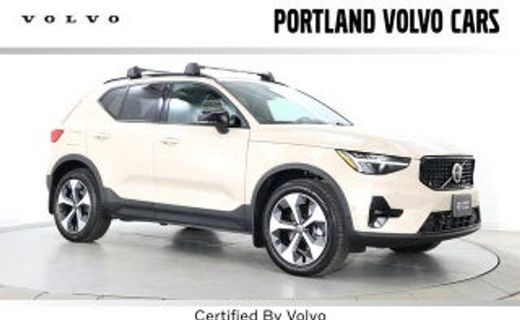 2026 Volvo XC40 Plus Dark