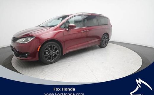 2020 Chrysler Pacifica Touring L Plus