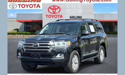 2018 Toyota Land Cruiser VX R