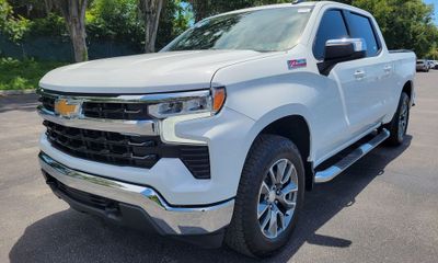 2024 Chevrolet Silverado LT